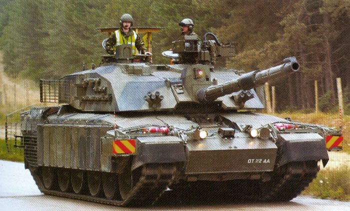 Знаки наносимые на английские танки