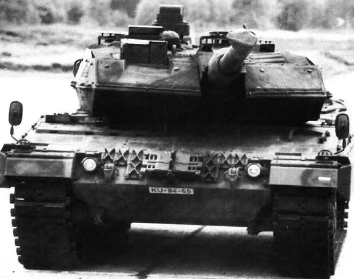 Обозначения и маркировка немецкого танка Леопард 2А5