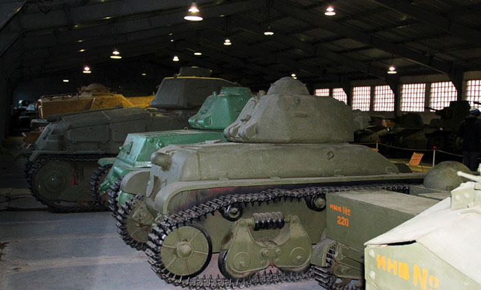 Пехотный танк R-35 в танковом музее в Кубинке фото 2