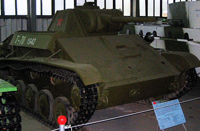 Танк Т-70 в музее в Кубинке