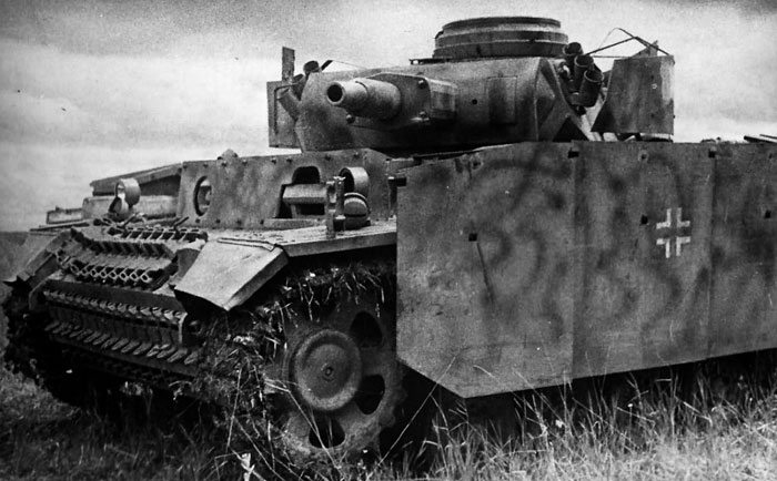 Немецкий танк PzKpfw III Ausf N фото 