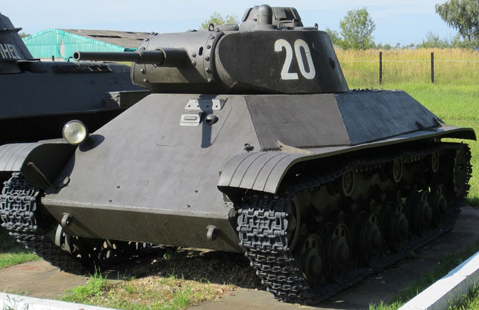Танк Т-50 в музее в Кубинке