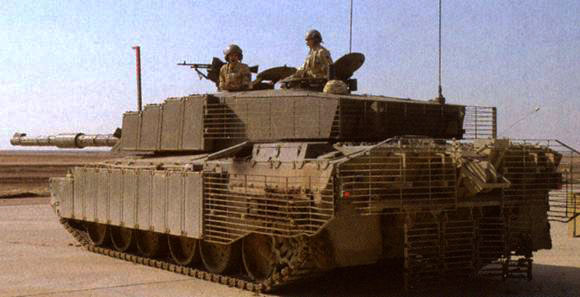 Английский танк "Челленджер-2 в Ираке фото 1