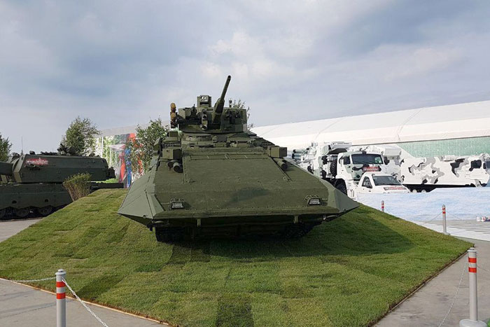 БМП Т-15 Армата на выставке Армия 2017